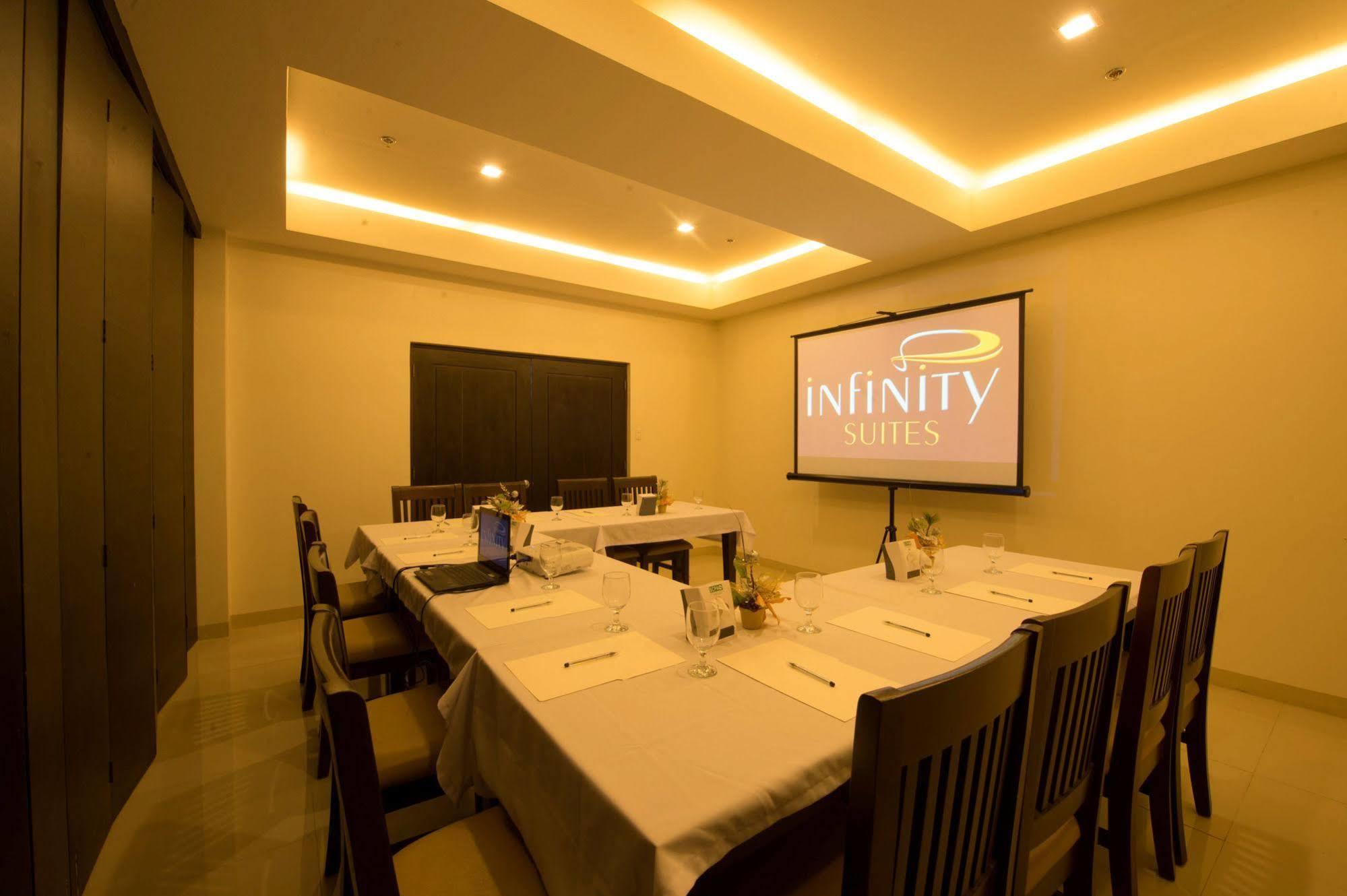 Infinity Suites Davao City Exterior foto
